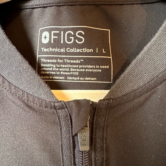 FIGS Bellery Jacket Black - Picture 3 of 9
